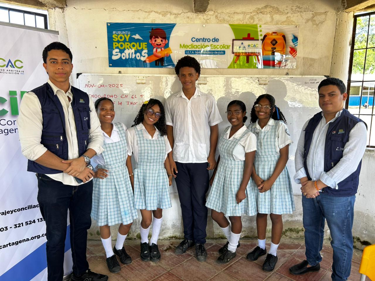 Veite nuevos mediadores certificó la Cámara de Comercio de Cartagena, a mediadores escolares en María La Baja.