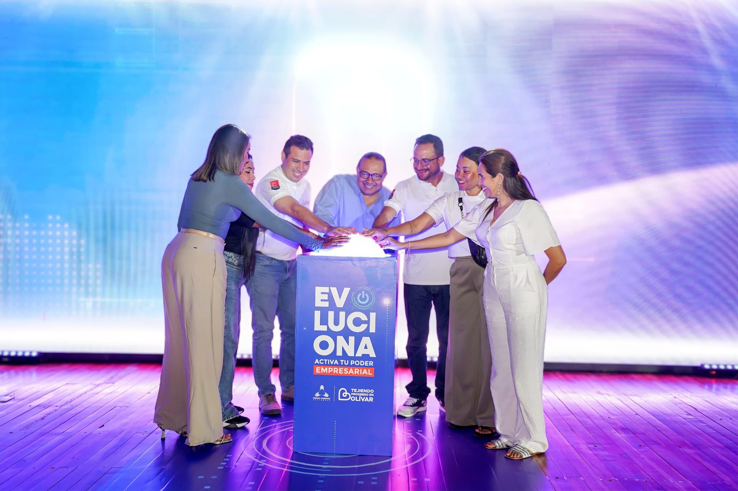 Con más de 40 servicios para impulsar el crecimiento de las empresas, la cámara de Comercio activó su ruta empresarial.
