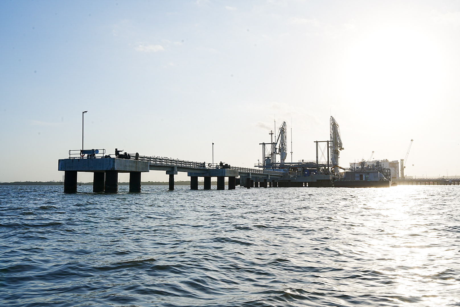 Ecopetrol y Puerto Bahía iniciarán ejecución del proyecto de regasificación en Cartagena
