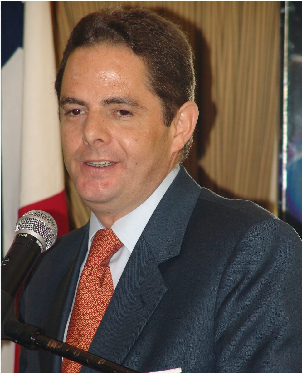 Tristeza en Colombia por el fallecimiento del ex vicepresidente German Vargas Lleras.