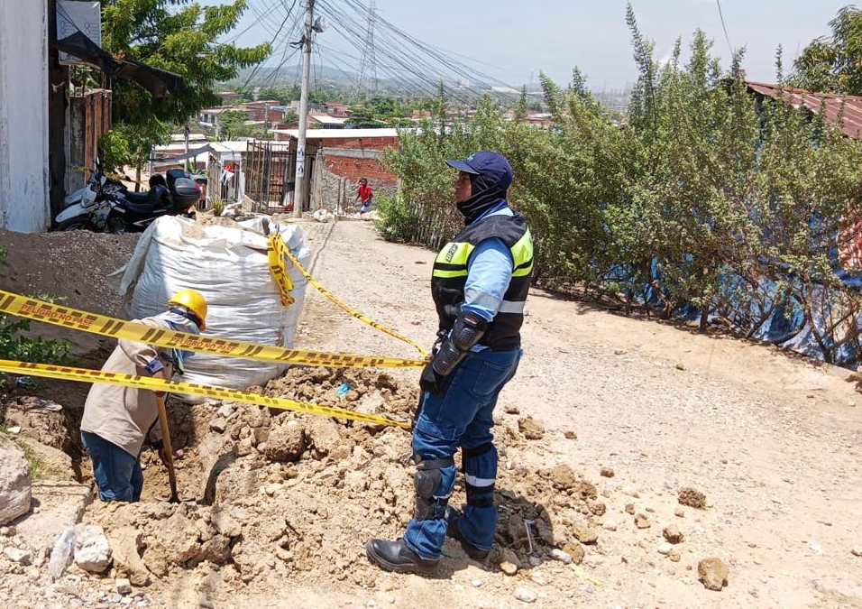 Conexiones ilegales equivalente a 600 hogares,detecta Acuacar en tres establecimientos comerciales