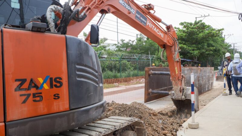 AGUAS DE CARTAGENA DIO INICIO A LA CONSTRUCCIÓN DE UNA NUEVA CONDUCCIÓN DE AGUA POTABLE HACIA NELSON MANDELA
