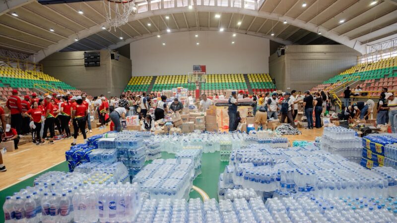 Cámara de Comercio de Cartagena recibe donaciones para familias afectadas por la emergencia.