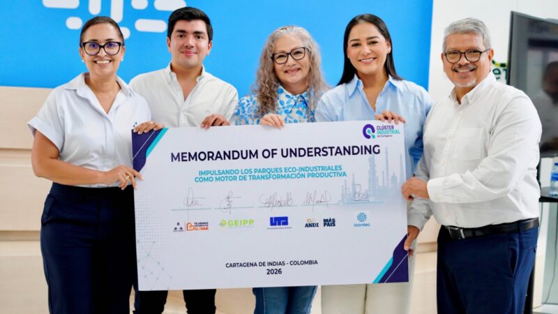 La Cámara de Comercio de Cartagena instaló el Comité Ejecutivo del Clúster Industrial, con la participación de más de 30 empresas, y suscribió un memorando de entendimiento con Programa Global de Parques Eco-Industriales.